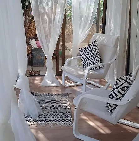 Jonty Villa, Mazotos Villa