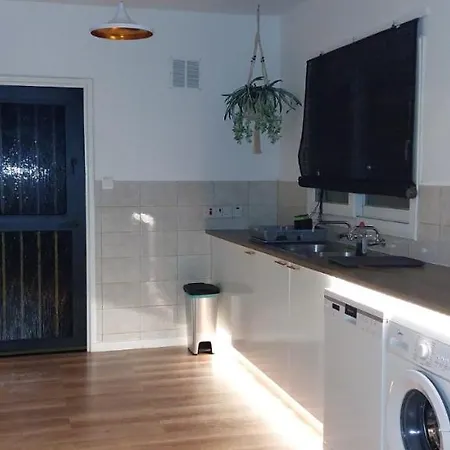 Jonty Villa, Mazotos * Larnaca